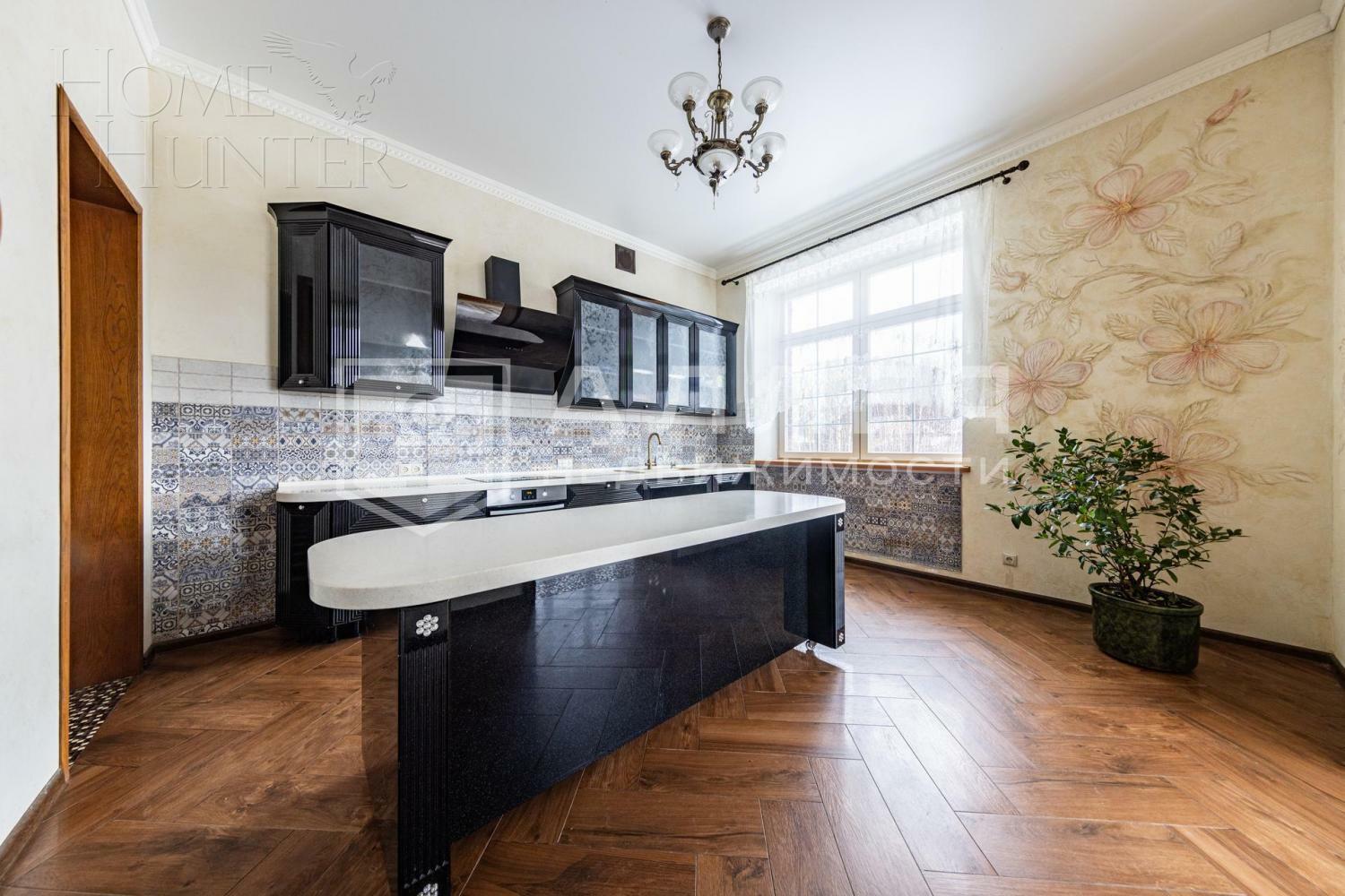 2-этажный коттедж 343.5 м² с отделкой