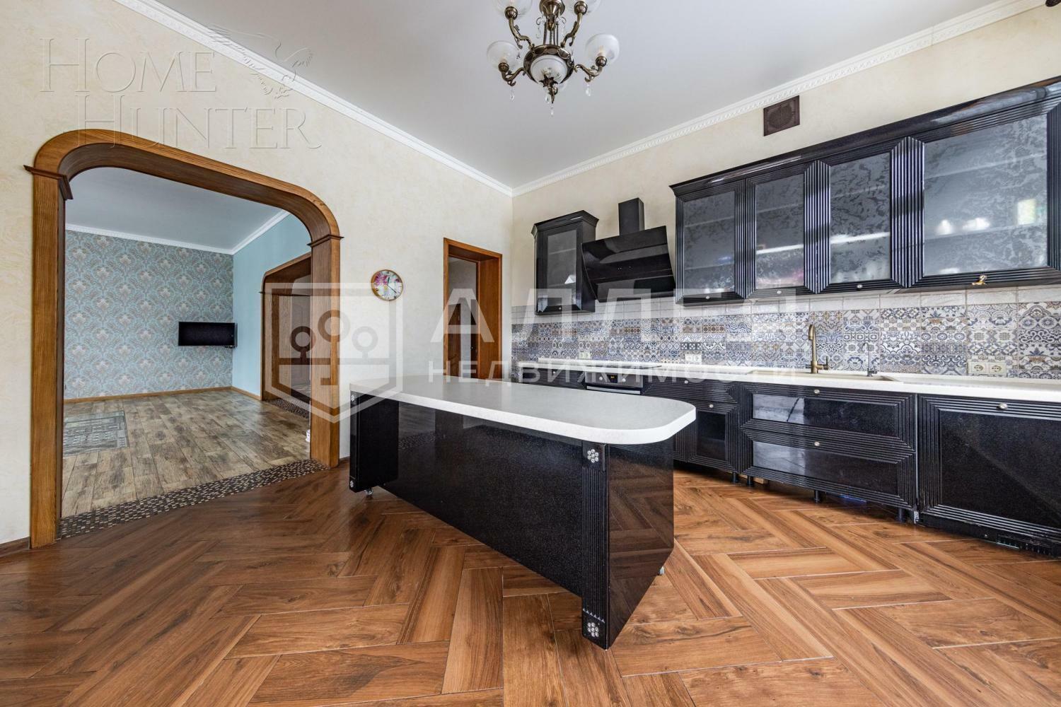 2-этажный коттедж 343.5 м² с отделкой
