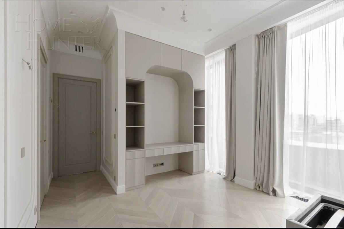 4-КОМН. КВАРТИРА С ОТДЕЛКОЙ 170 М² НА 15 ЭТАЖЕ