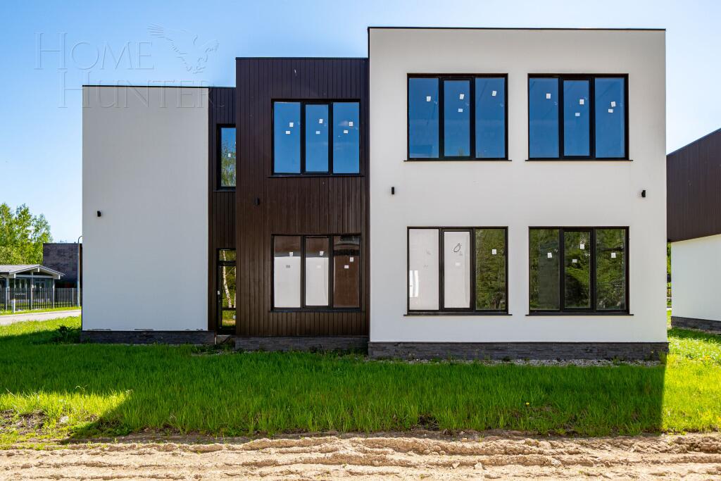 2-этажный коттедж 327 м² без отделки