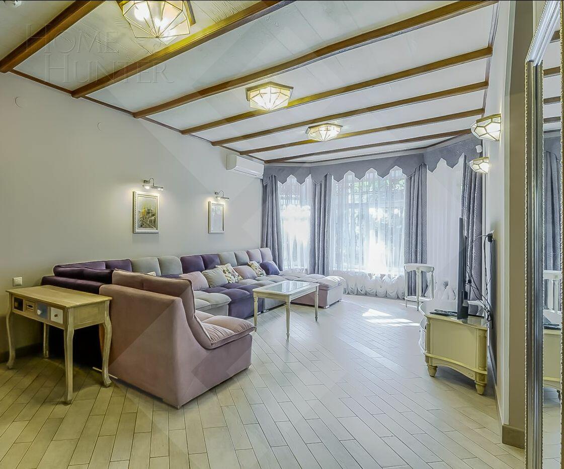 3-этажный коттедж 400 м² с отделкой