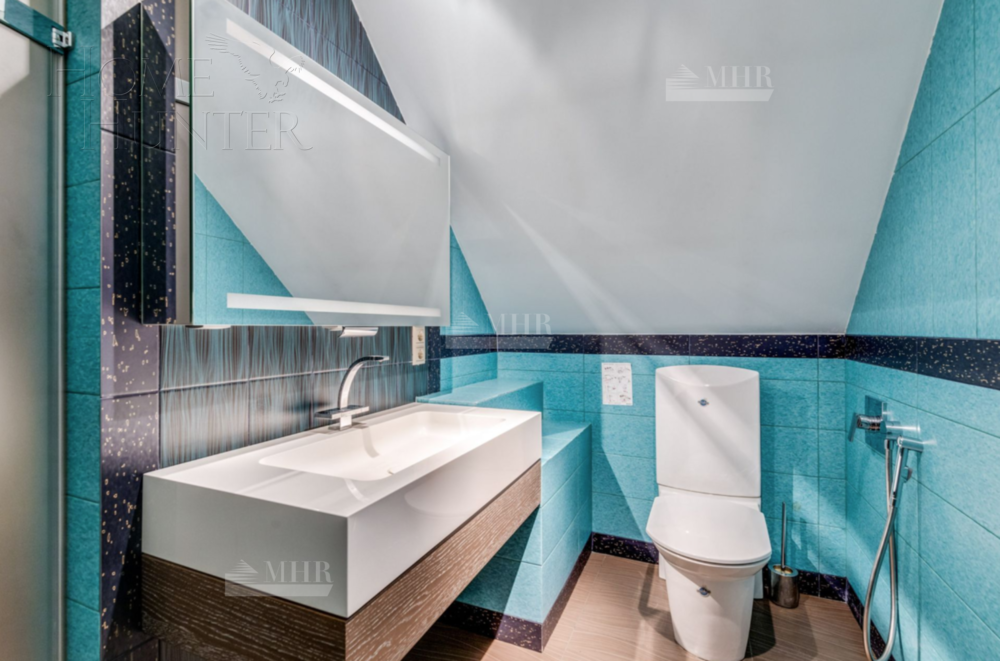 2-этажный коттедж 600 м² с отделкой