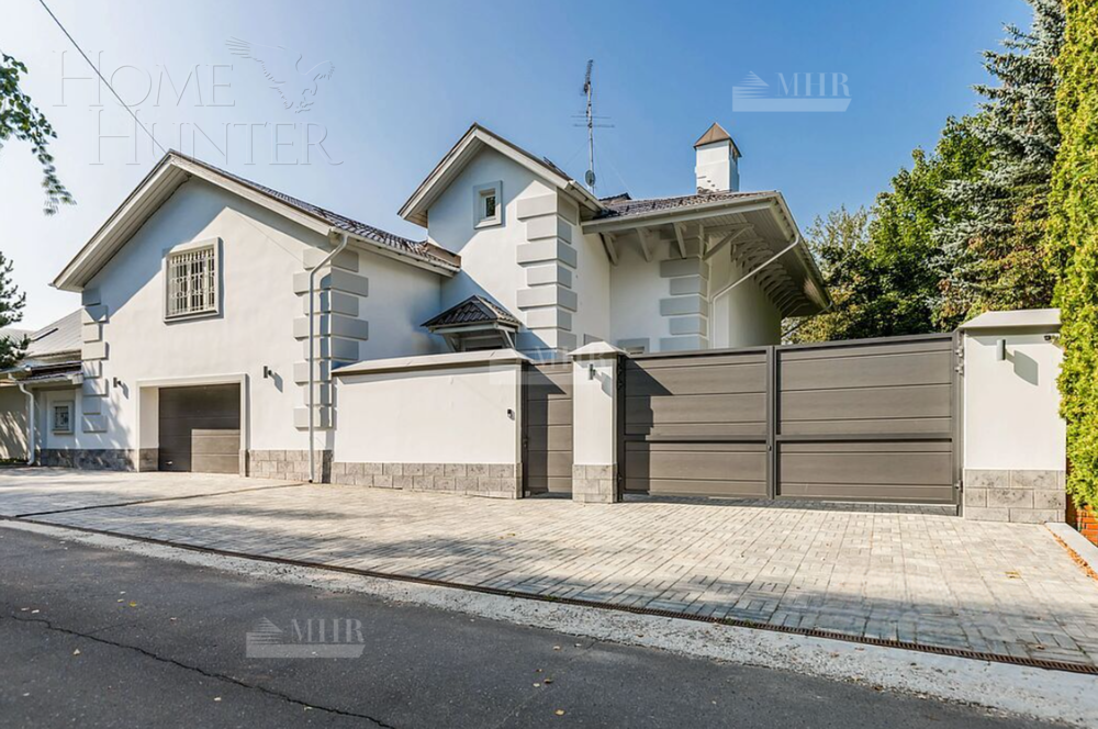 2-этажный коттедж 738 м² с отделкой