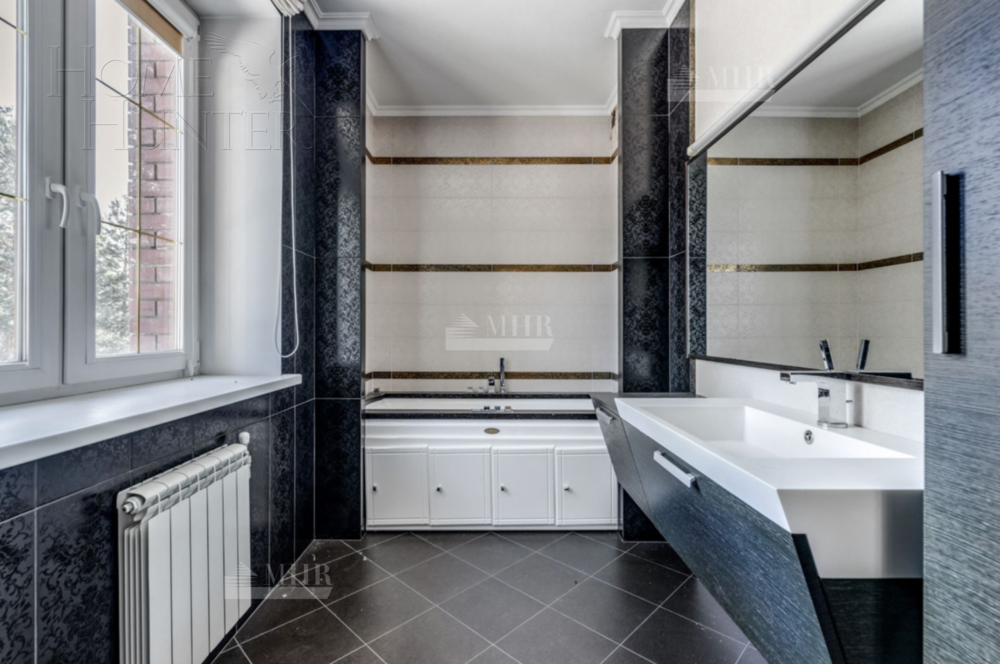 2-этажный коттедж 600 м² с отделкой