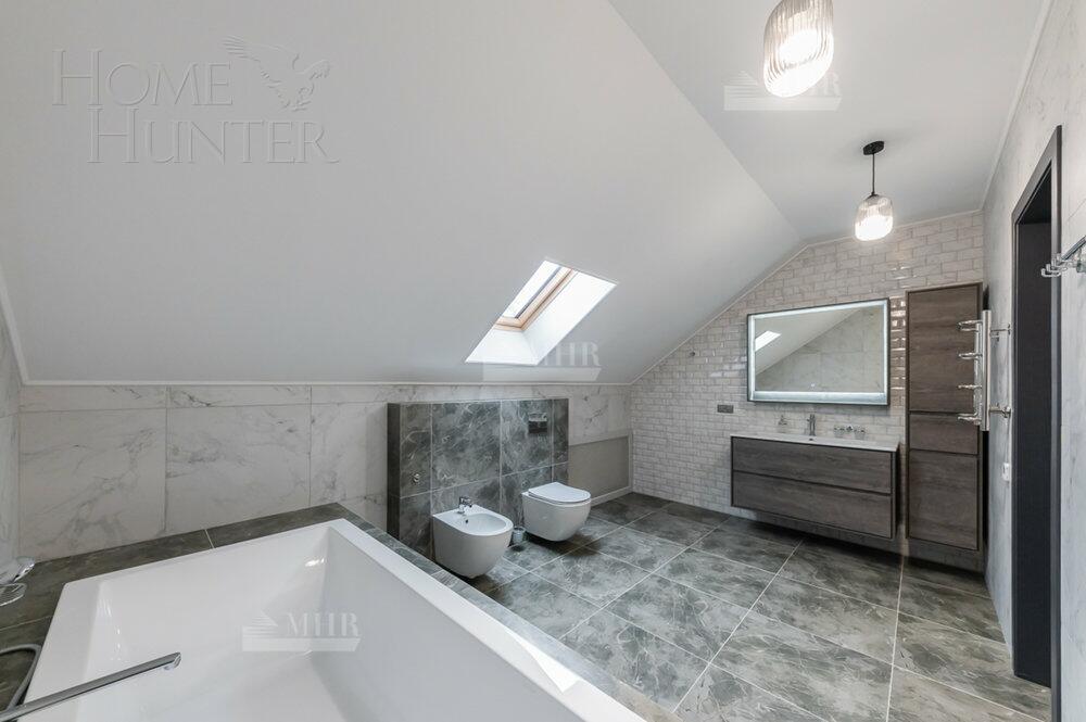 2-этажный коттедж 738 м² с отделкой