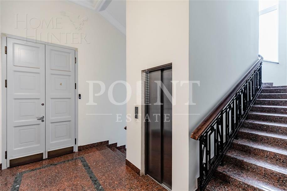 4-КОМН. КВАРТИРА С ОТДЕЛКОЙ 240 М² НА 2 ЭТАЖЕ