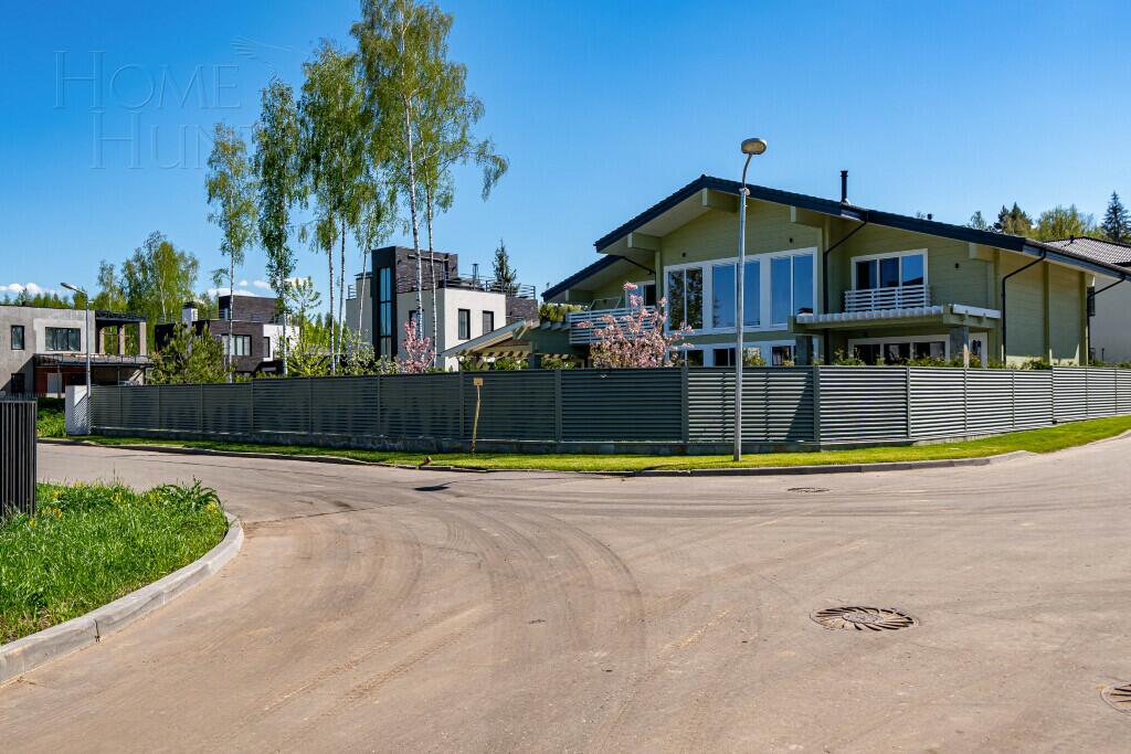 2-этажный коттедж 327 м² без отделки