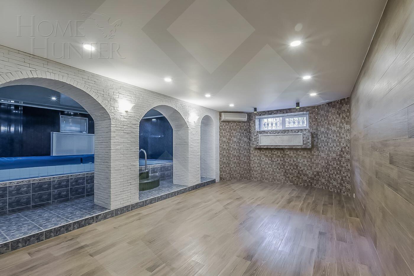 3-этажный коттедж 400 м² с отделкой