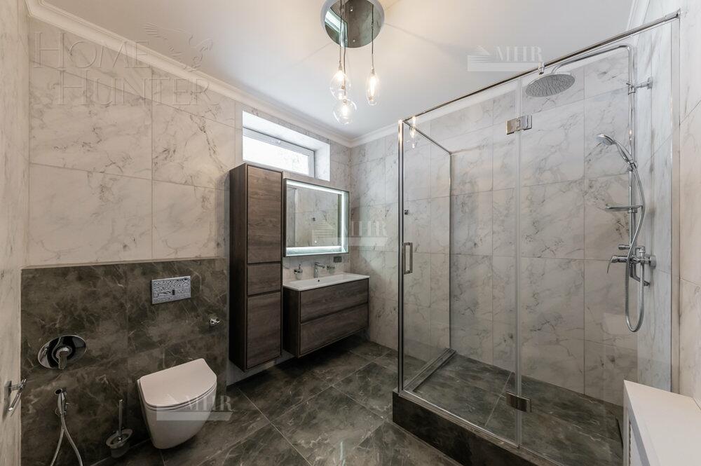 2-этажный коттедж 738 м² с отделкой