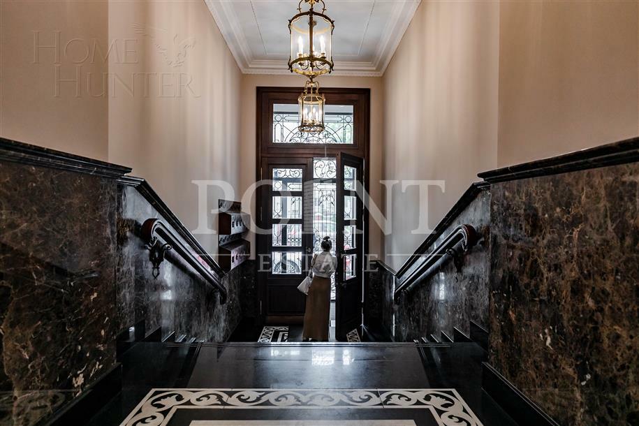 4-КОМН. КВАРТИРА С ОТДЕЛКОЙ 240 М² НА 2 ЭТАЖЕ