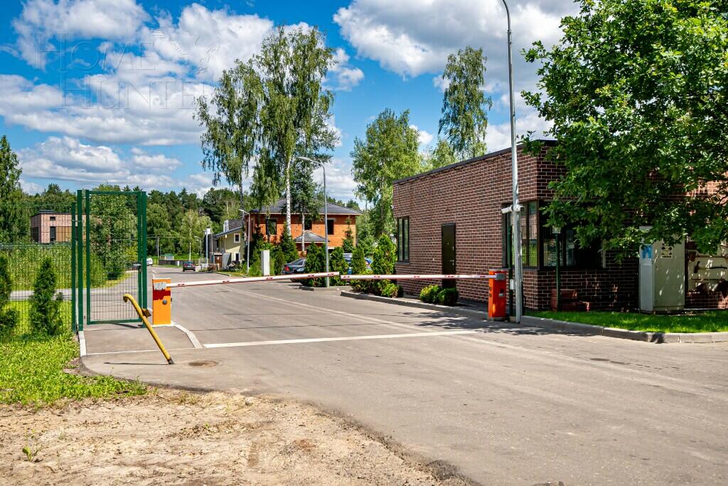 2-этажный коттедж 327 м² без отделки