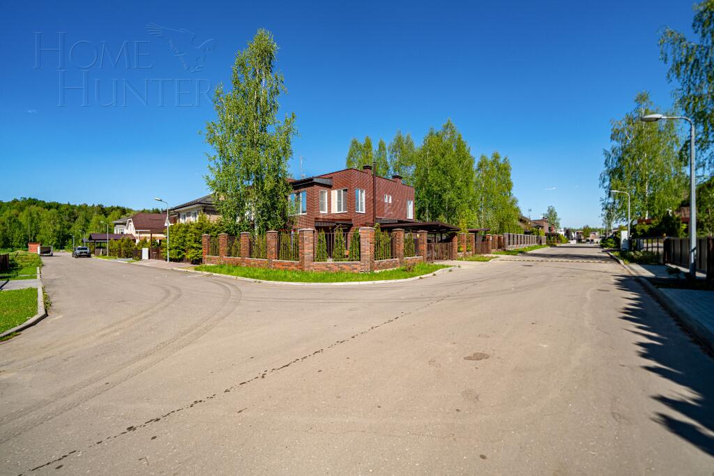 2-этажный коттедж 268 м² без отделки