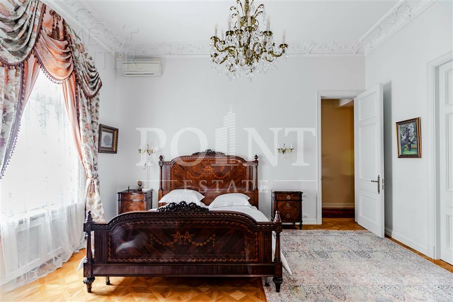 4-КОМН. КВАРТИРА С ОТДЕЛКОЙ 240 М² НА 2 ЭТАЖЕ