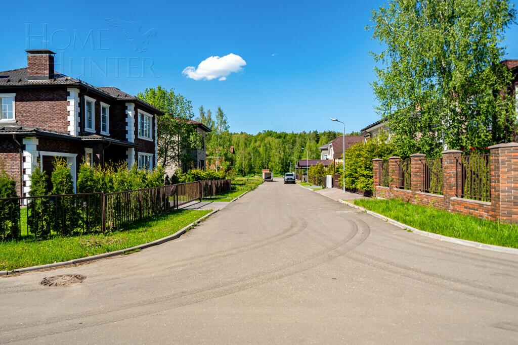 2-этажный коттедж 327 м² без отделки