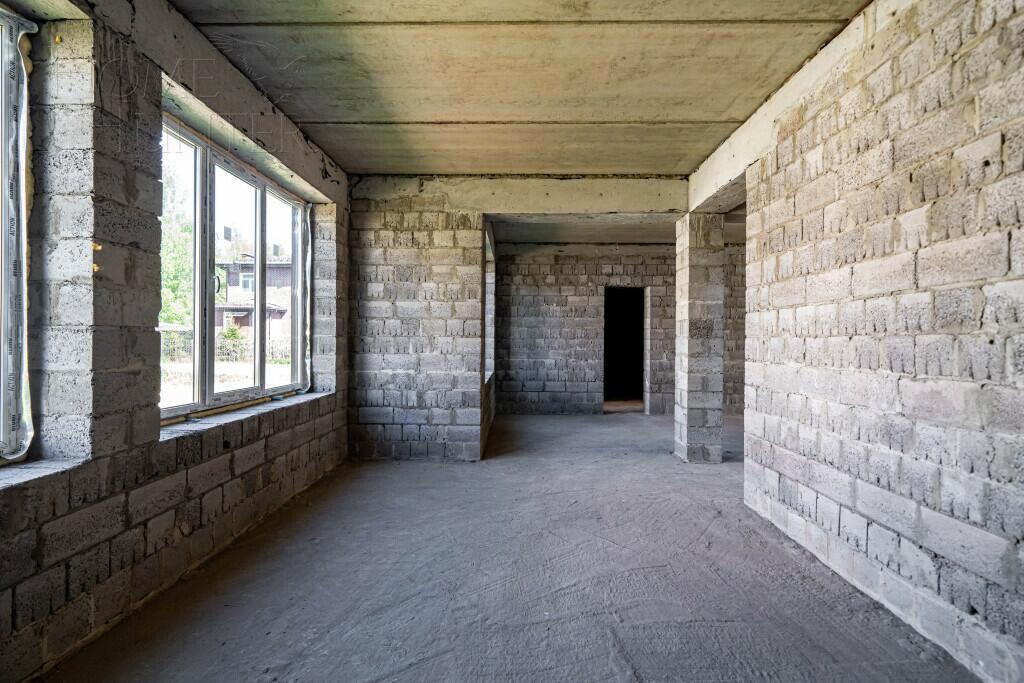 2-этажный коттедж 268 м² без отделки