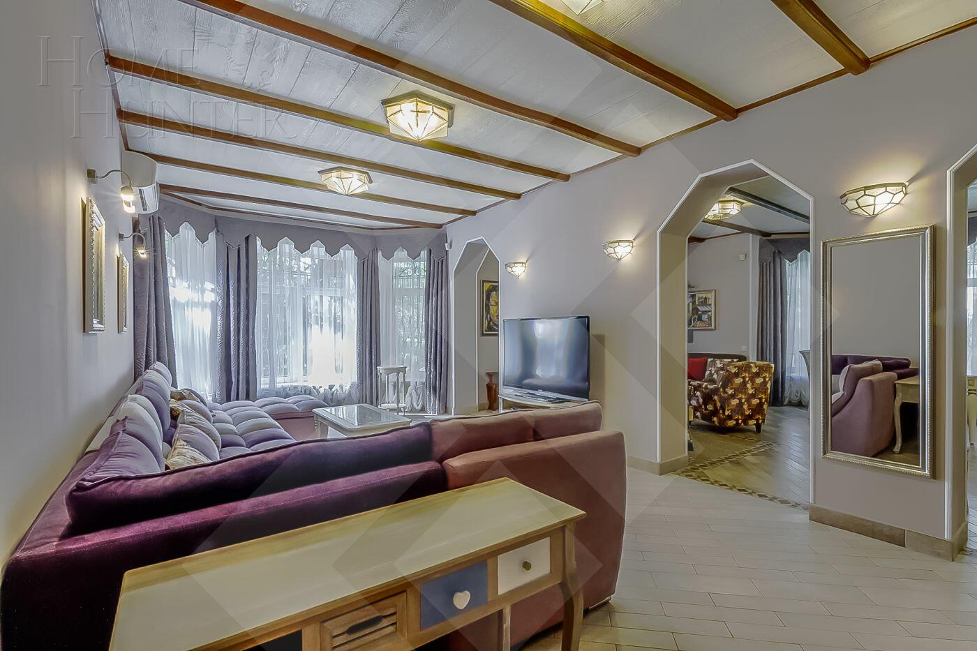 3-этажный коттедж 400 м² с отделкой