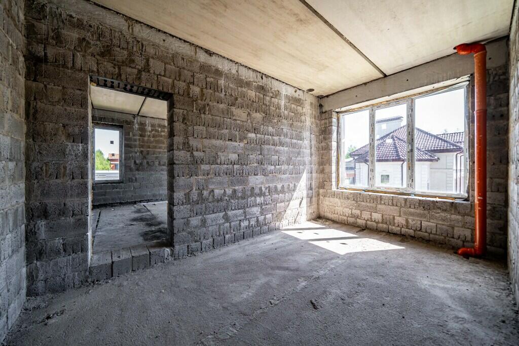 2-этажный коттедж 268 м² без отделки