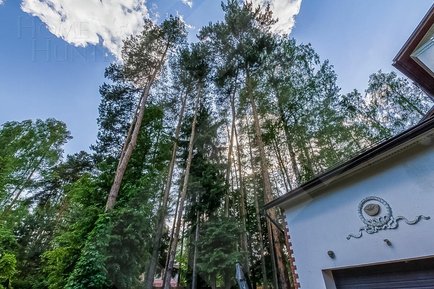 3-этажный коттедж 400 м² с отделкой