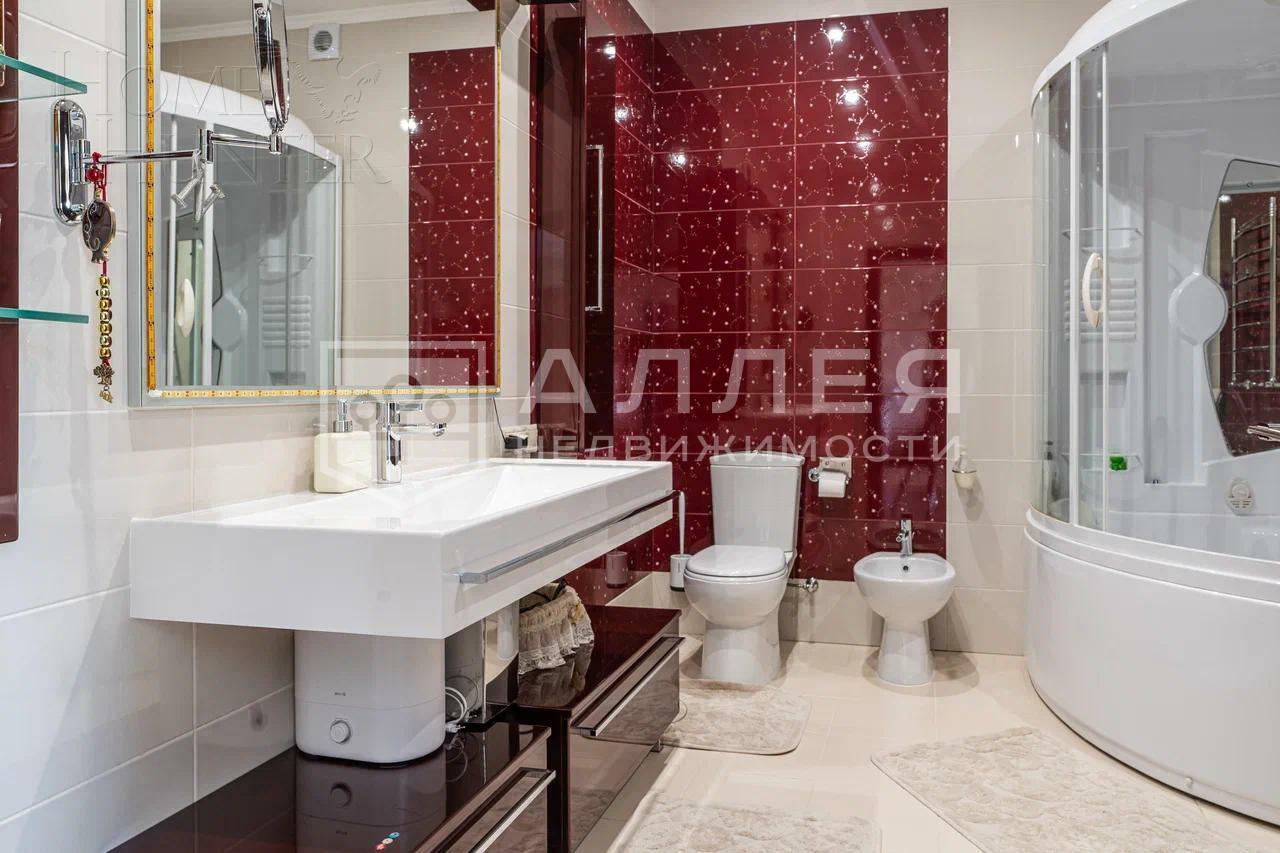 2-этажный коттедж 500 м² с отделкой