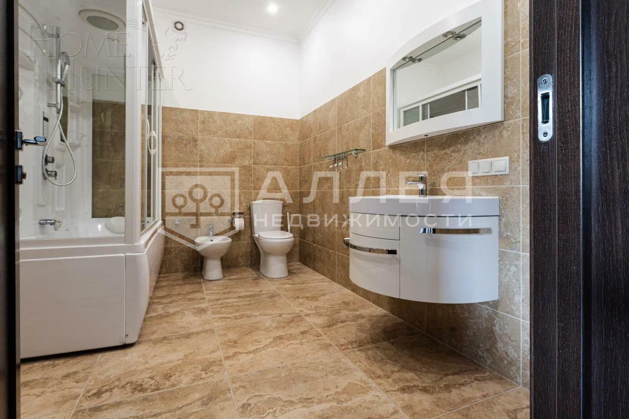 2-этажный коттедж 500 м² с отделкой