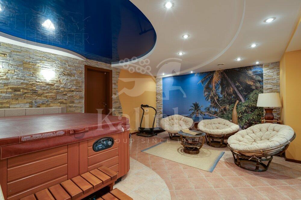 3-этажный коттедж 1 000 м² с отделкой