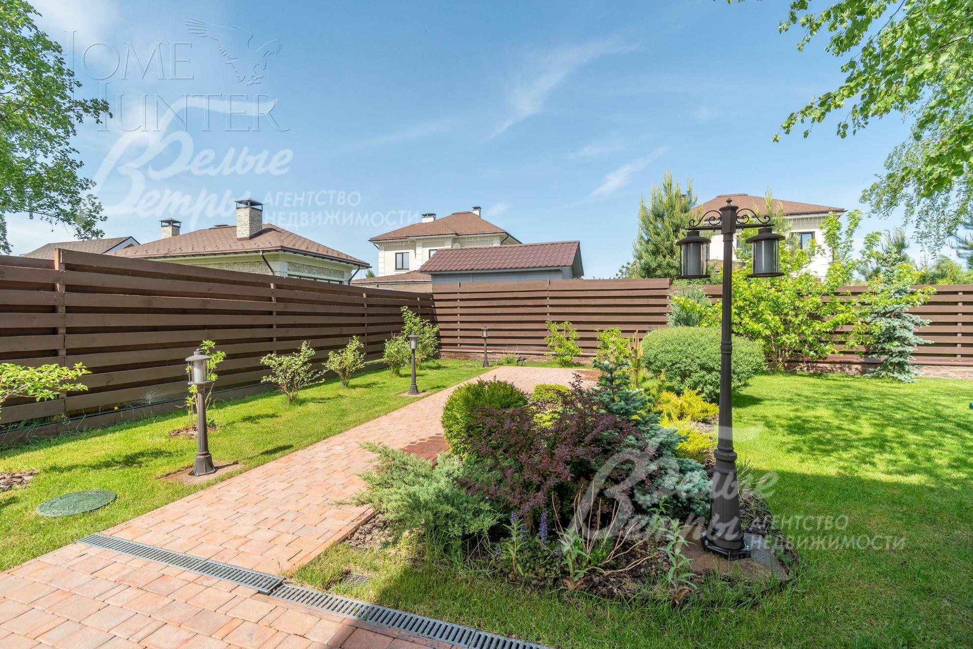 2-этажный коттедж 250 м² с отделкой