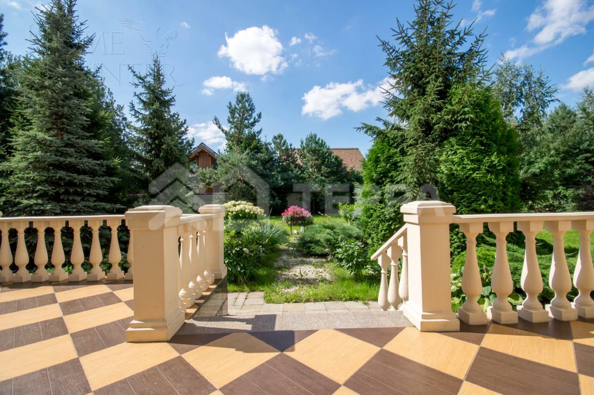 2-этажный коттедж 650 м² с отделкой