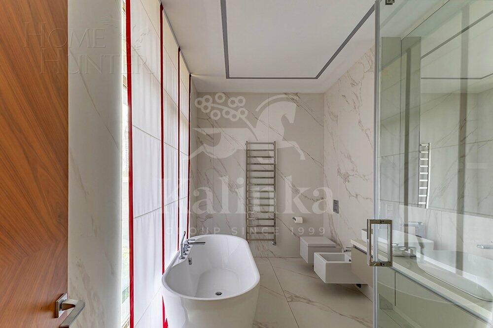 2-этажный коттедж 446 м² с отделкой