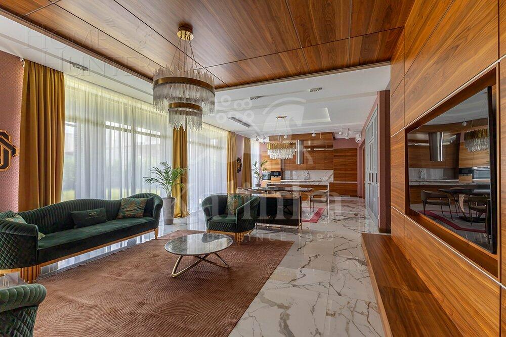 2-этажный коттедж 446 м² с отделкой