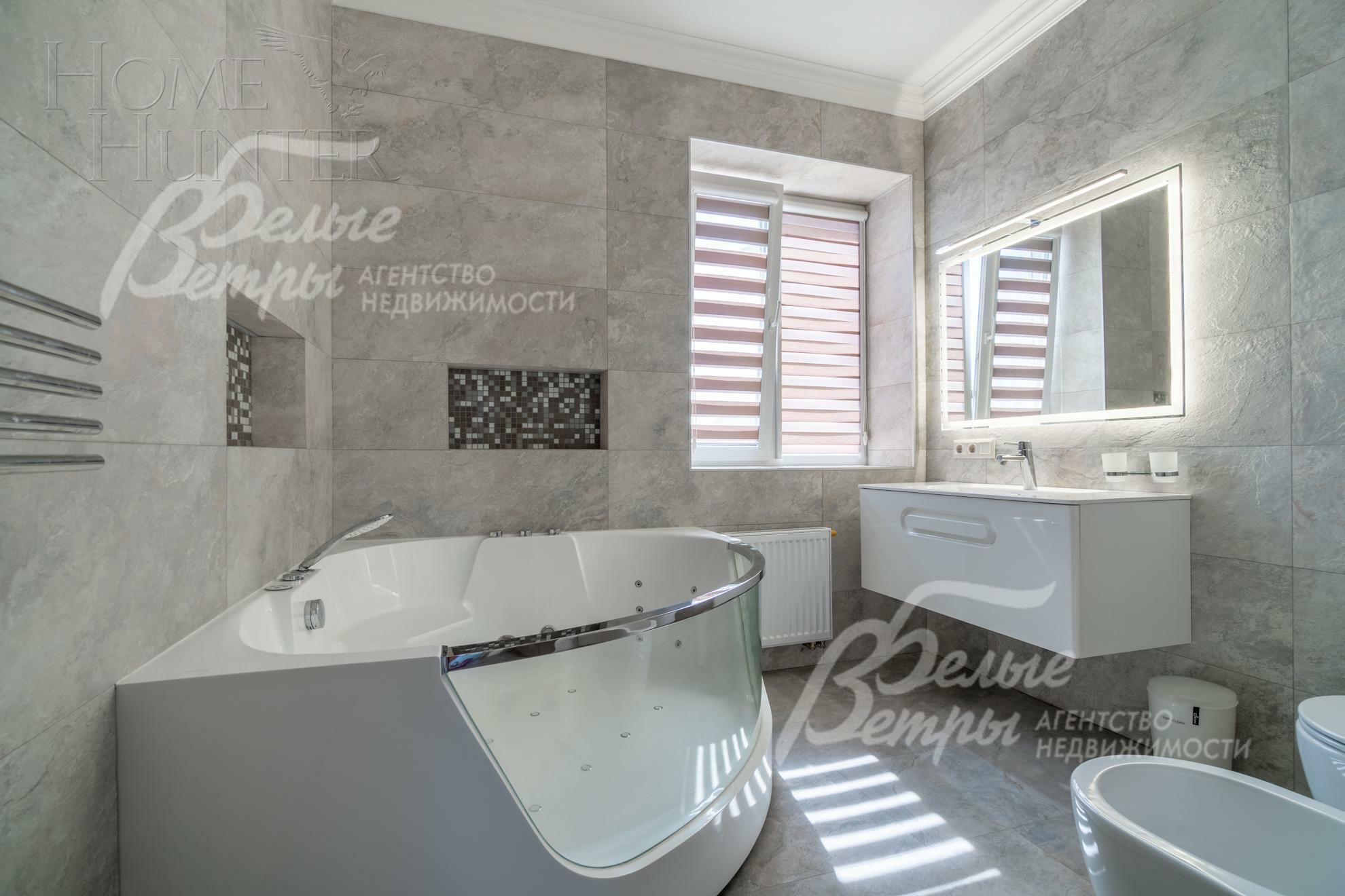 2-этажный коттедж 250 м² с отделкой