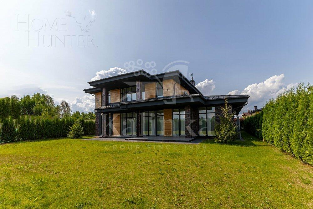 2-этажный коттедж 446 м² с отделкой