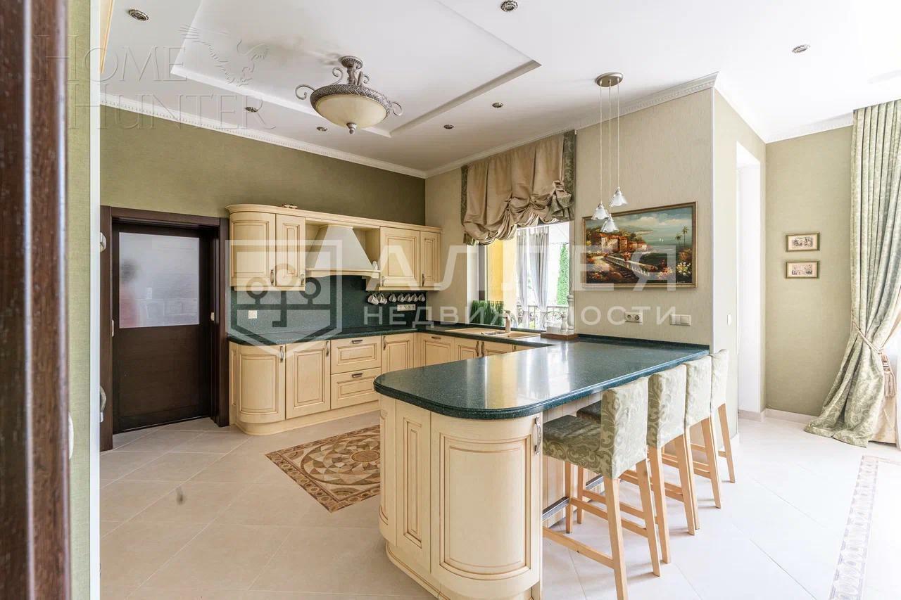 2-этажный коттедж 500 м² с отделкой