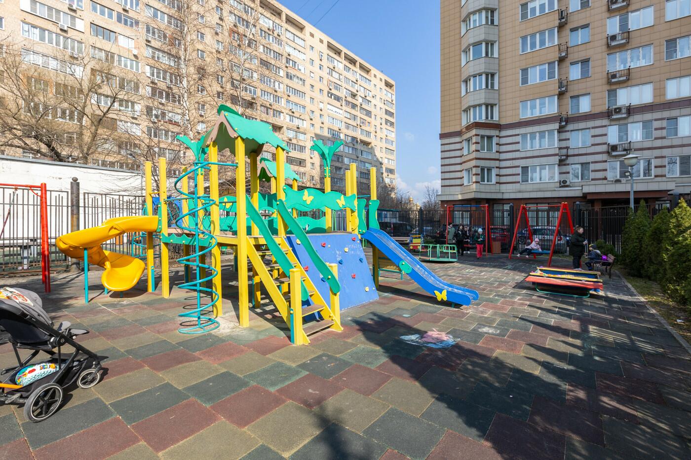 4-КОМН. КВАРТИРА С ОТДЕЛКОЙ 132 М² НА 5 ЭТАЖЕ