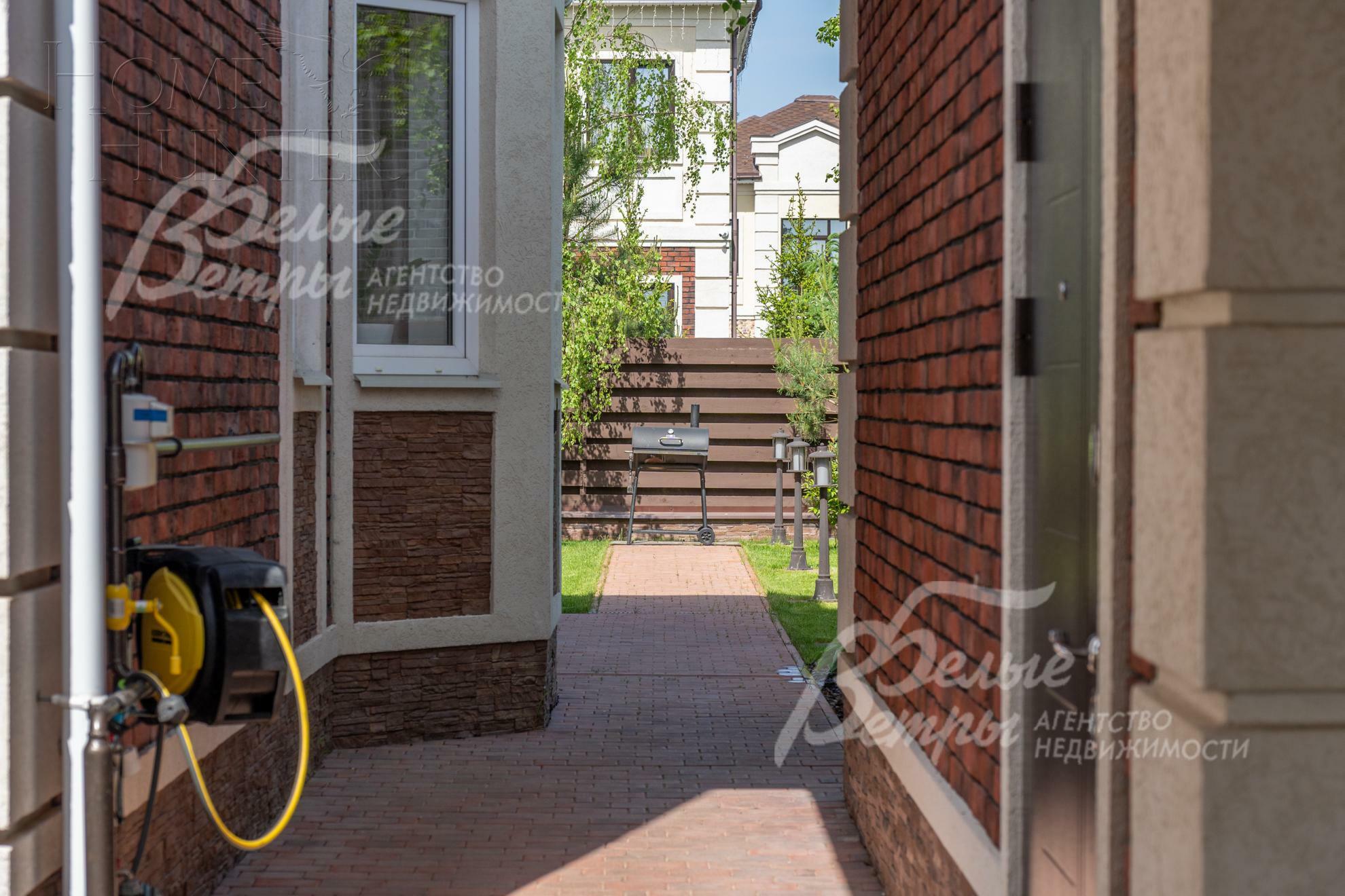 2-этажный коттедж 250 м² с отделкой