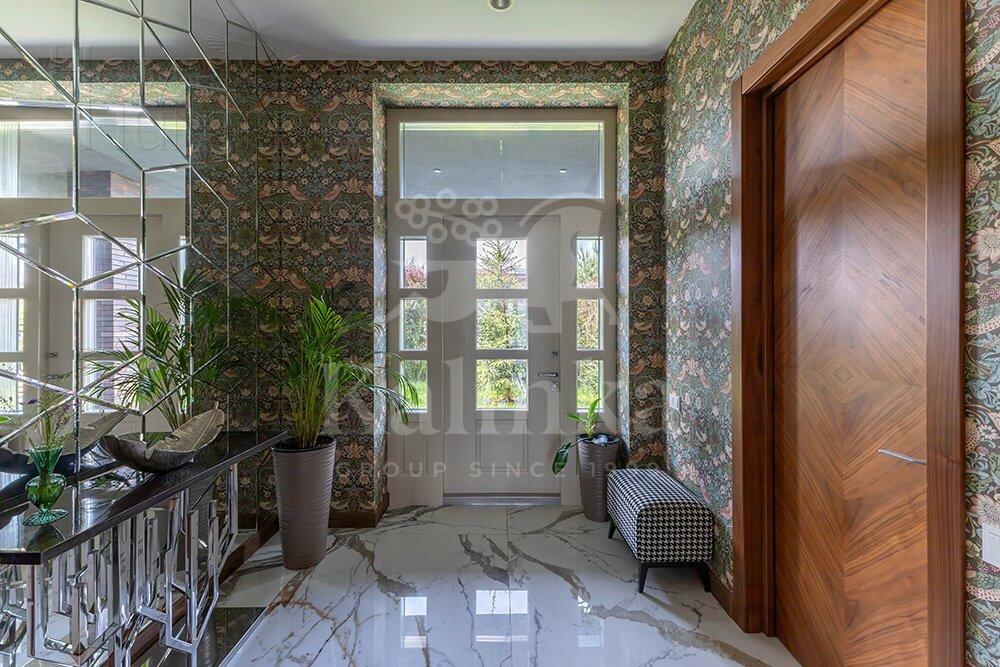 2-этажный коттедж 446 м² с отделкой