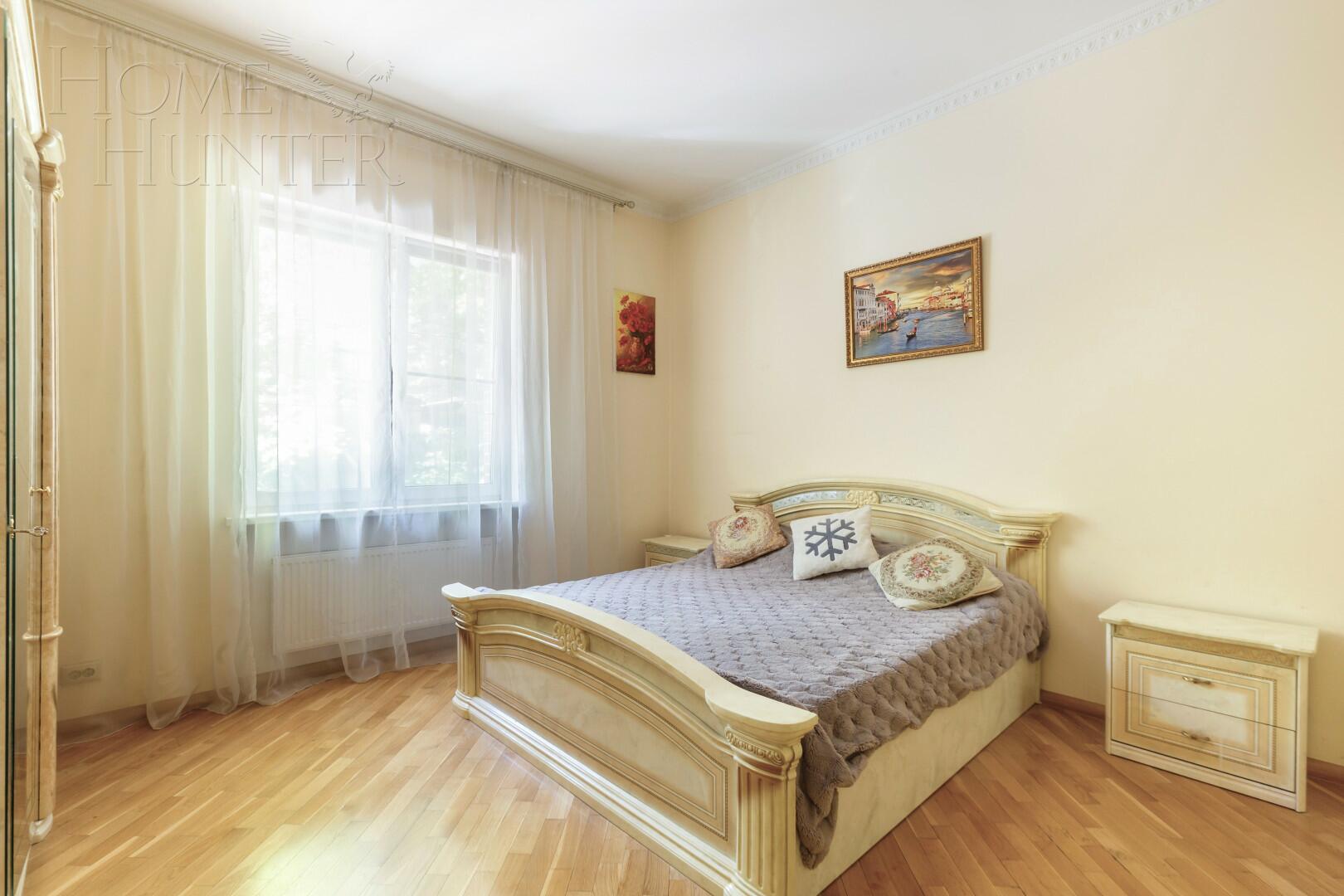 2-этажный коттедж 560 м² с отделкой