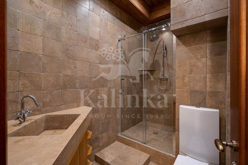 4-КОМН. ПЕНТХАУС С ОТДЕЛКОЙ 142 М² НА 5 ЭТАЖЕ