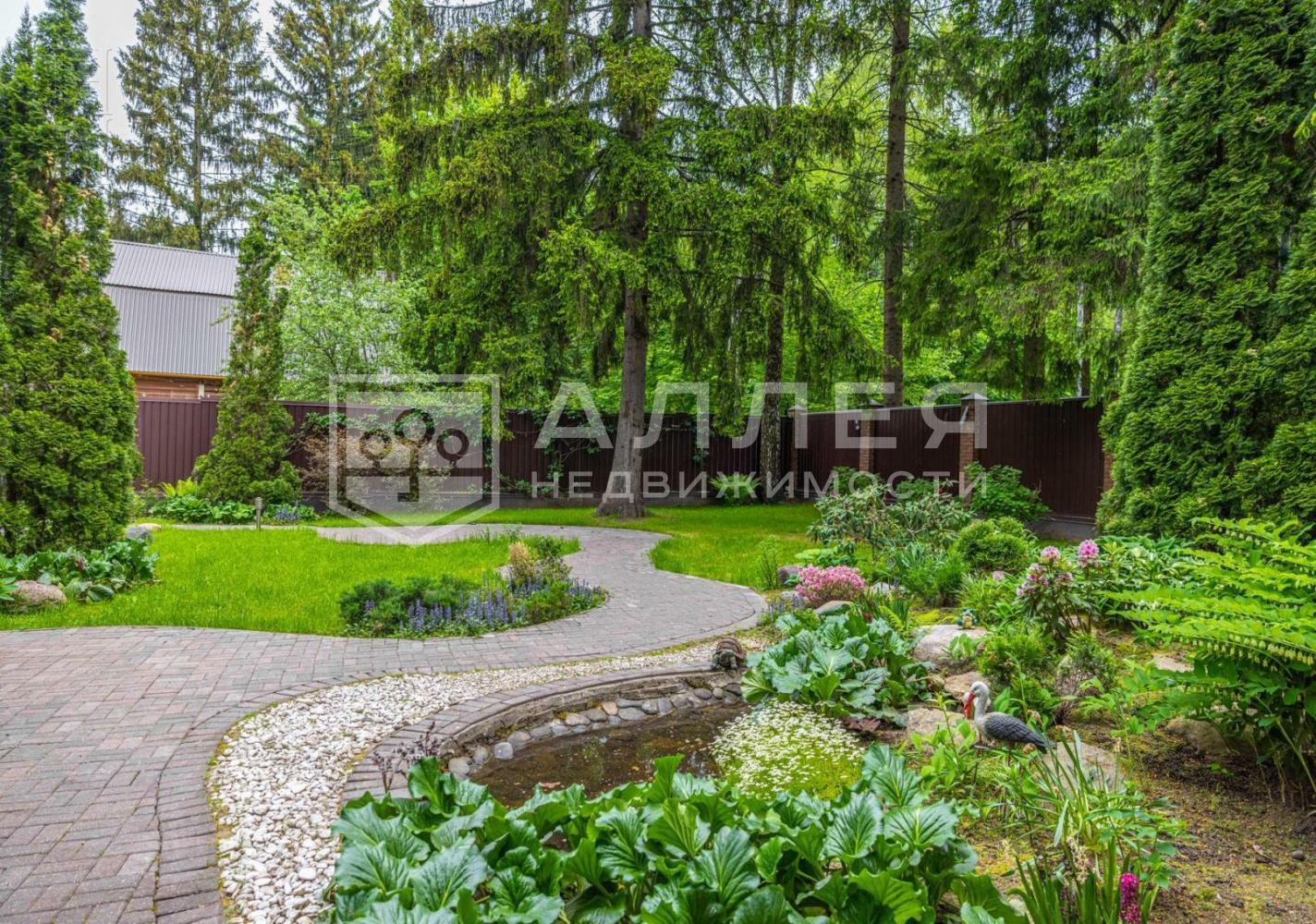 2-этажный коттедж 440 м² с отделкой