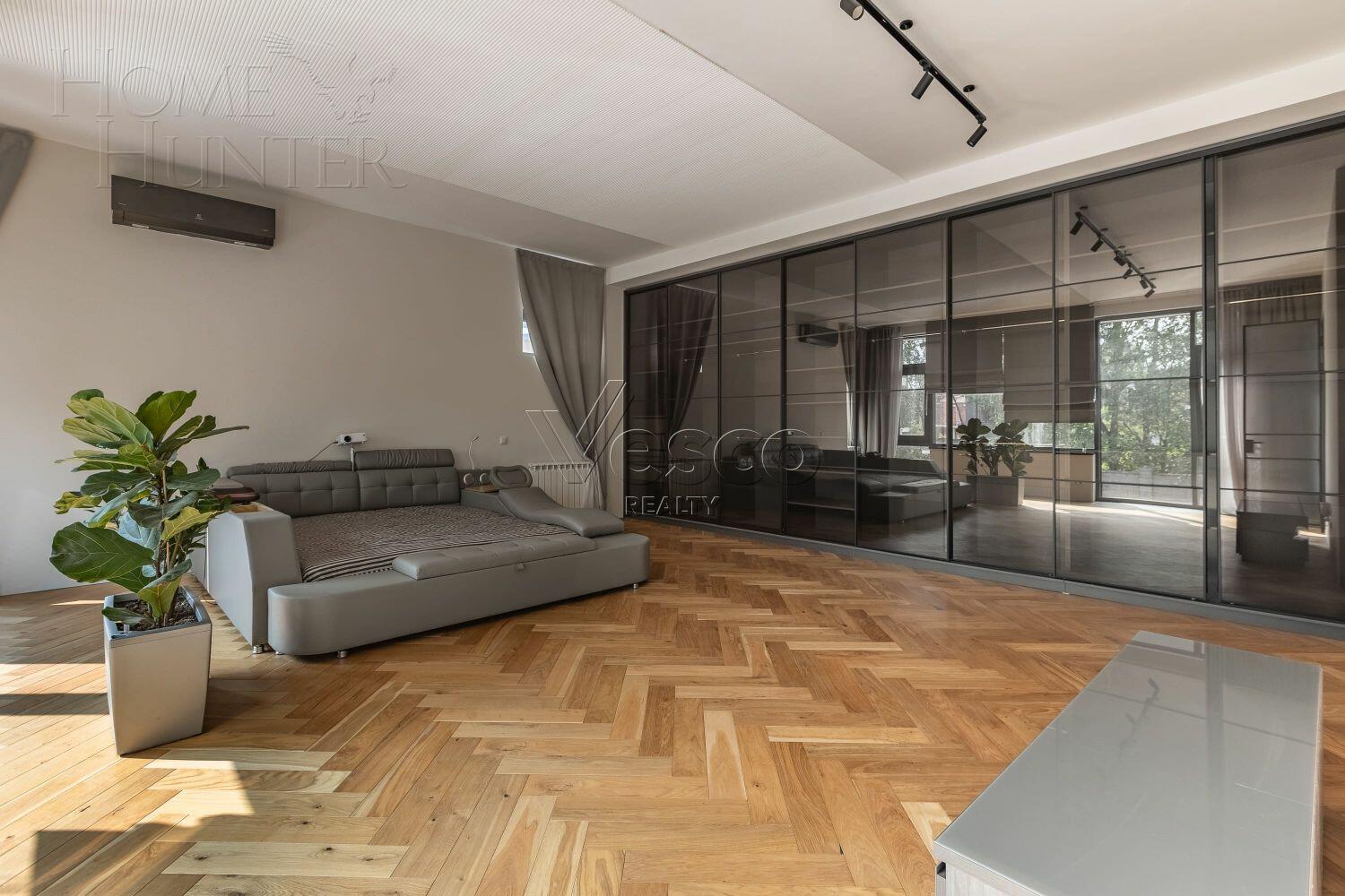 2-этажный коттедж 800 м² без отделки