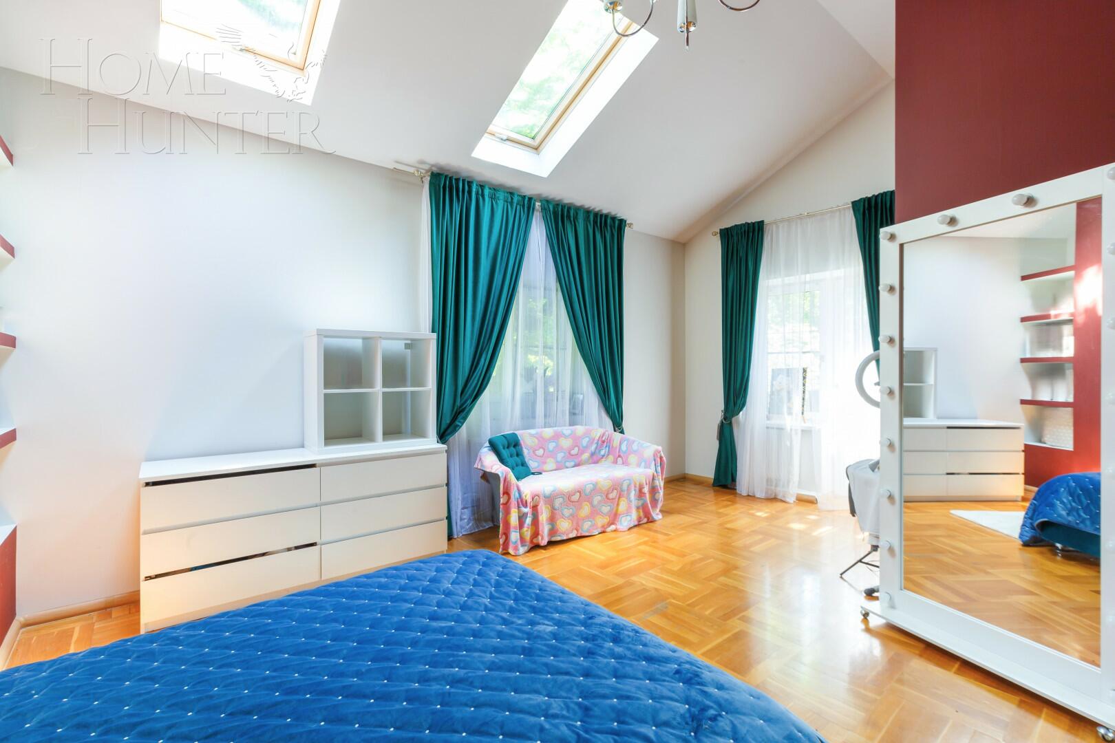 2-этажный коттедж 560 м² с отделкой