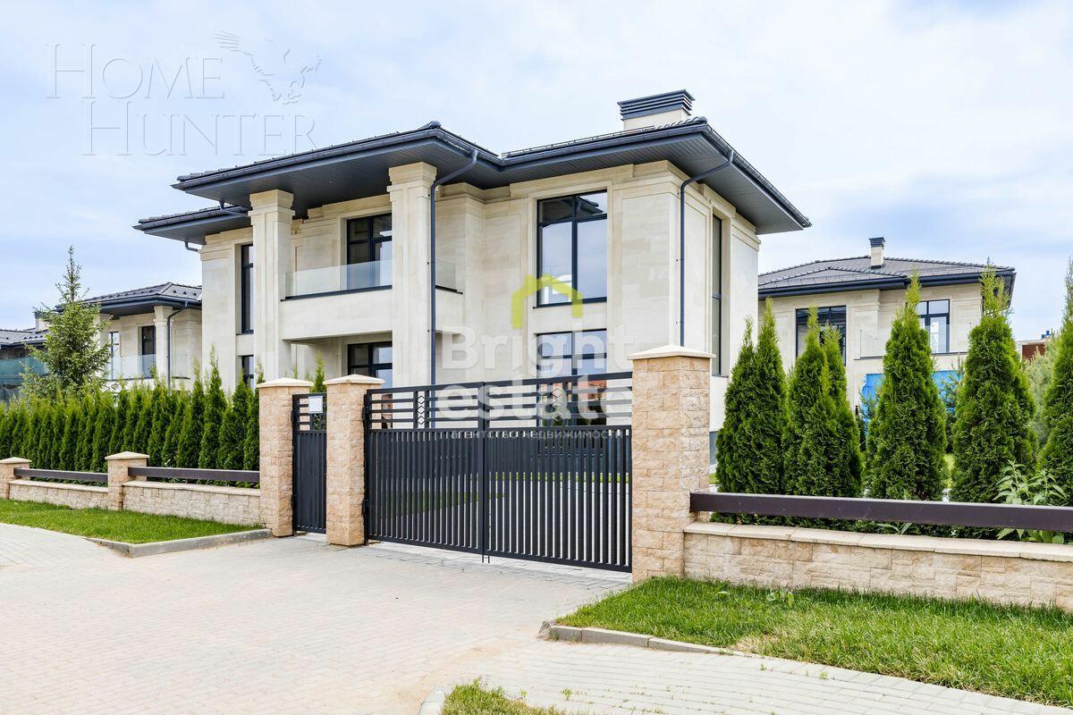 2-этажный коттедж 276.42 м² без отделки