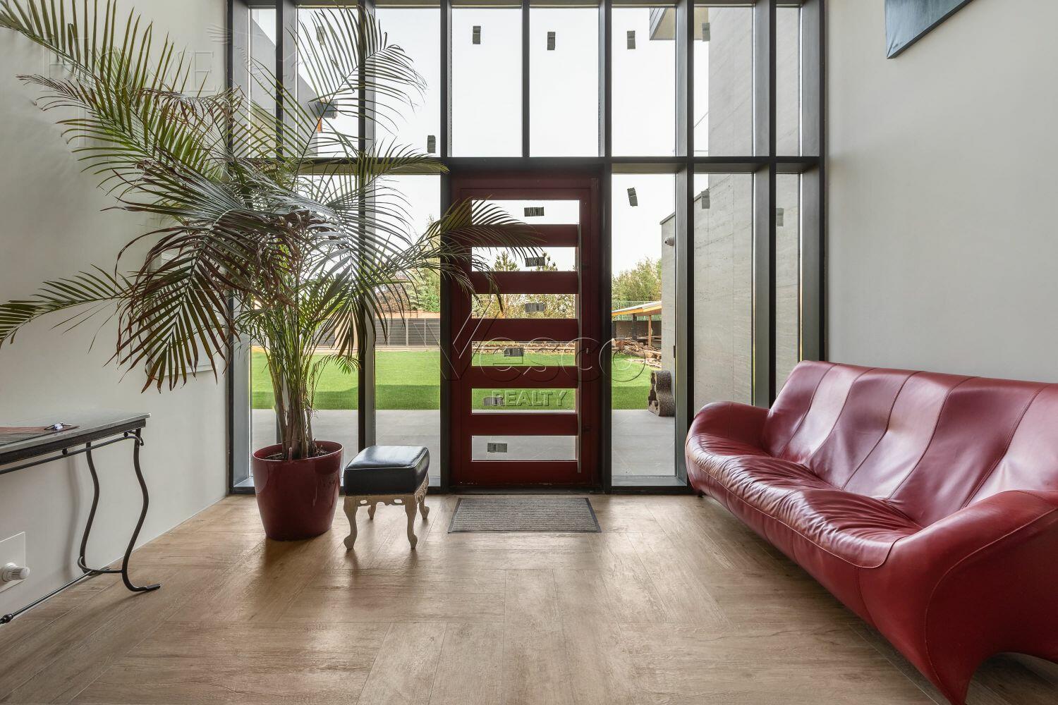 2-этажный коттедж 800 м² без отделки