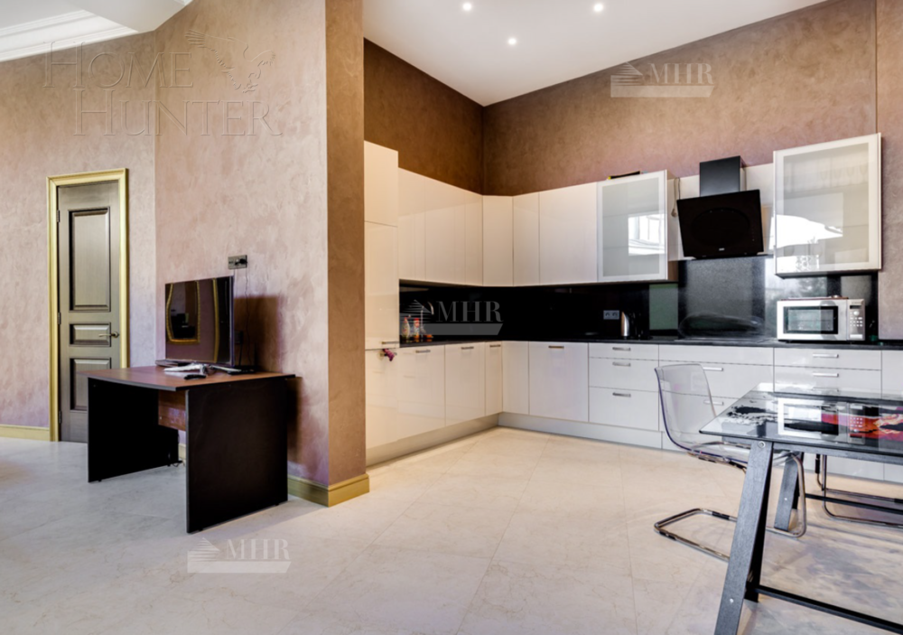 2-этажный коттедж 1 250 м² с отделкой