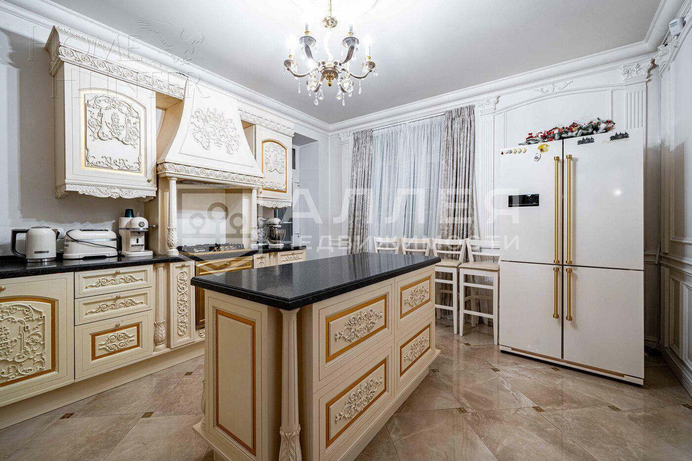 2-этажный коттедж 692 м² с отделкой