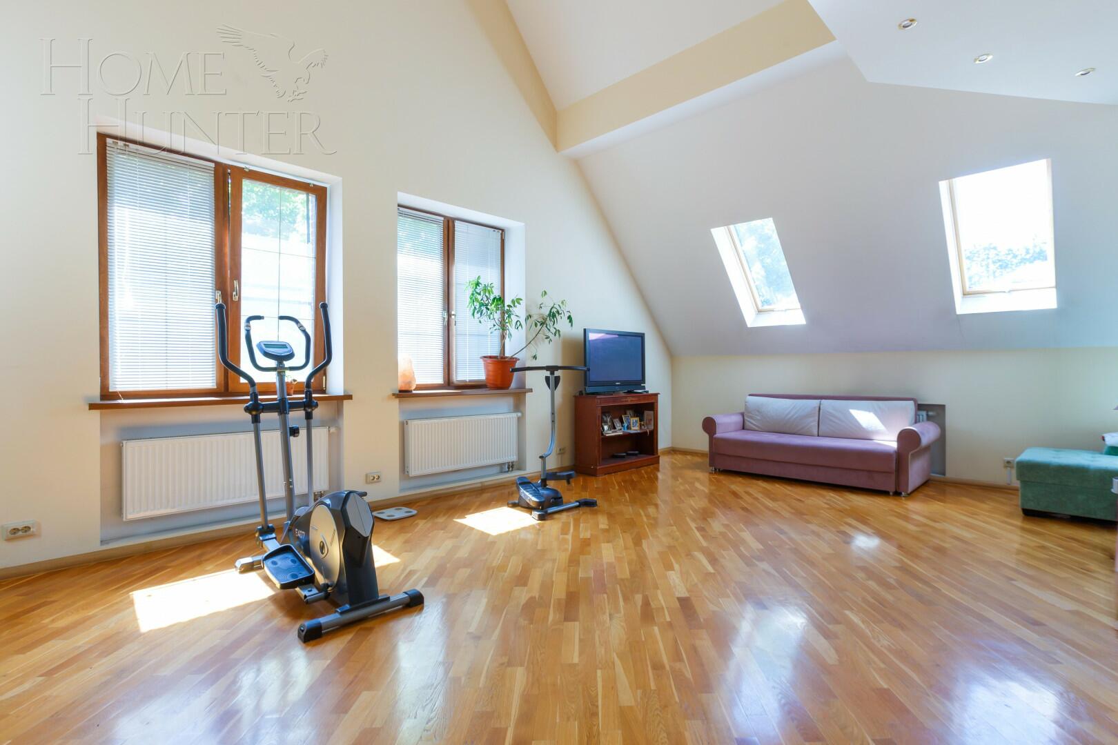 2-этажный коттедж 560 м² с отделкой