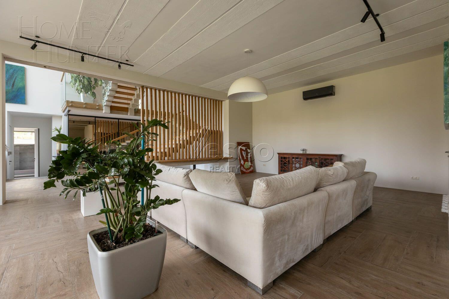 2-этажный коттедж 800 м² без отделки