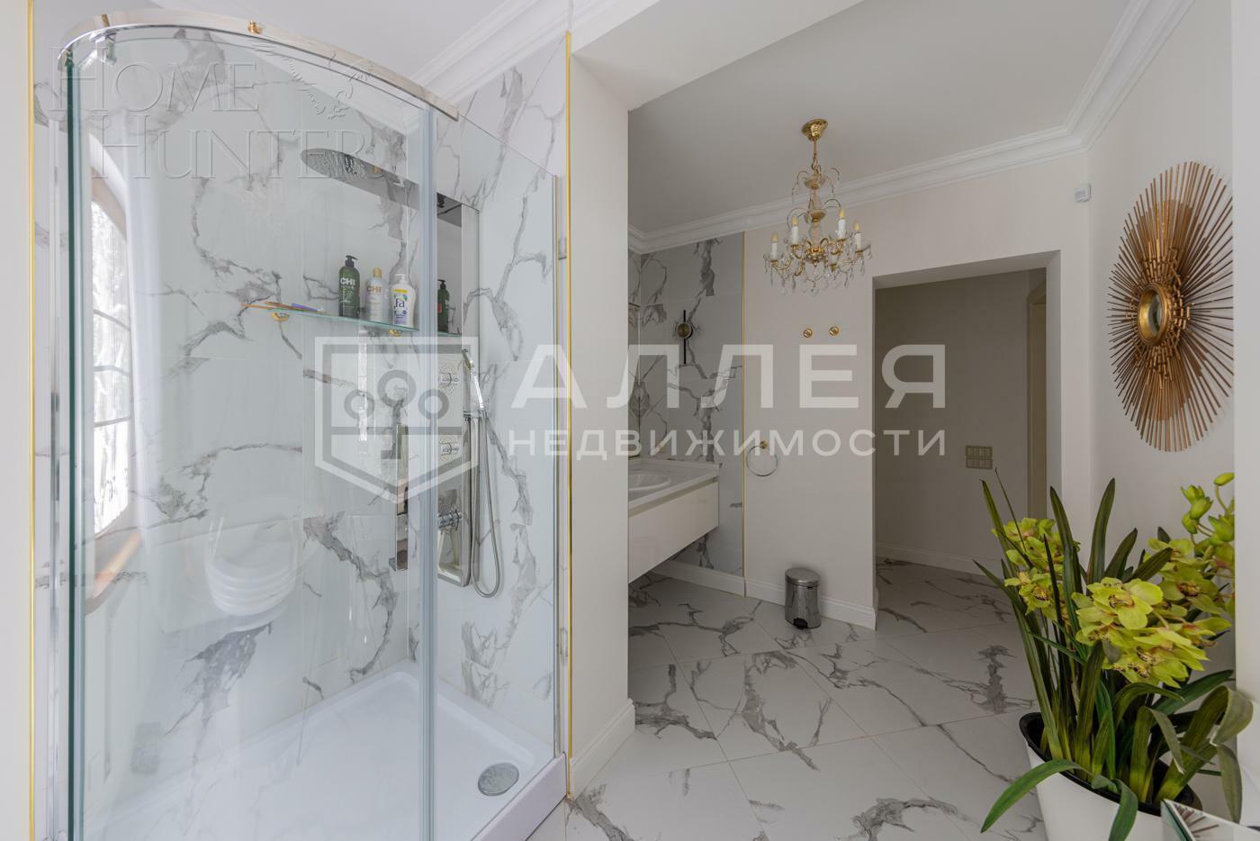 2-этажный коттедж 440 м² с отделкой