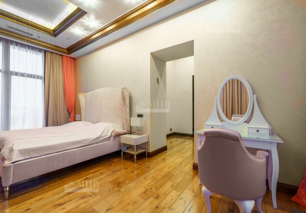 2-этажный коттедж 1 250 м² с отделкой