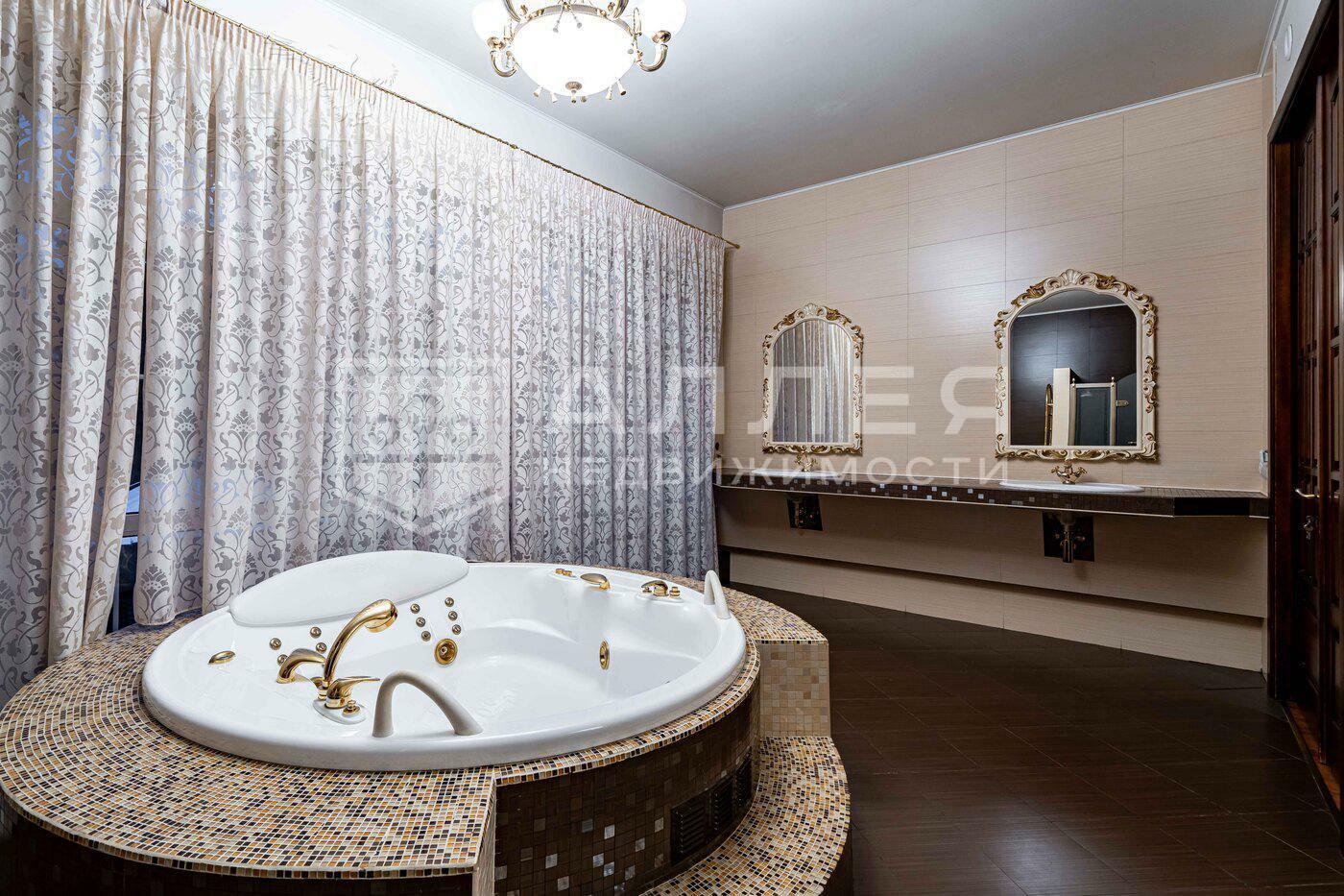 2-этажный коттедж 692 м² с отделкой