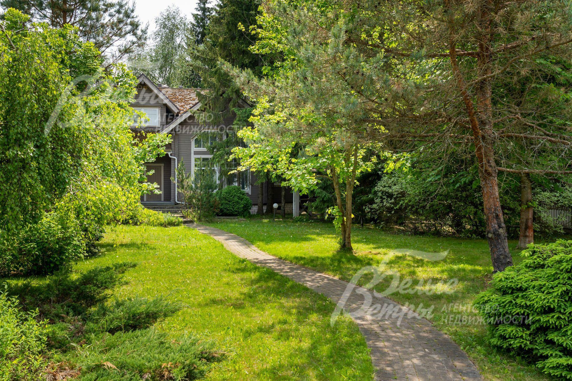 2-этажный коттедж 551 м² с отделкой